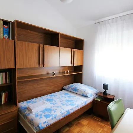 With A Parking Space Seget Donji, - 11171 *