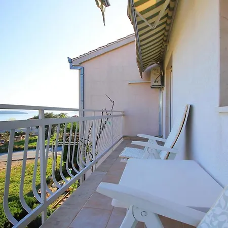 Apartment With A Parking Space Seget Donji, - 11171 Trogir